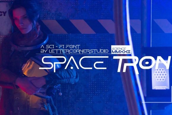 Spacetron Typeface Review: Modern Editorial Design